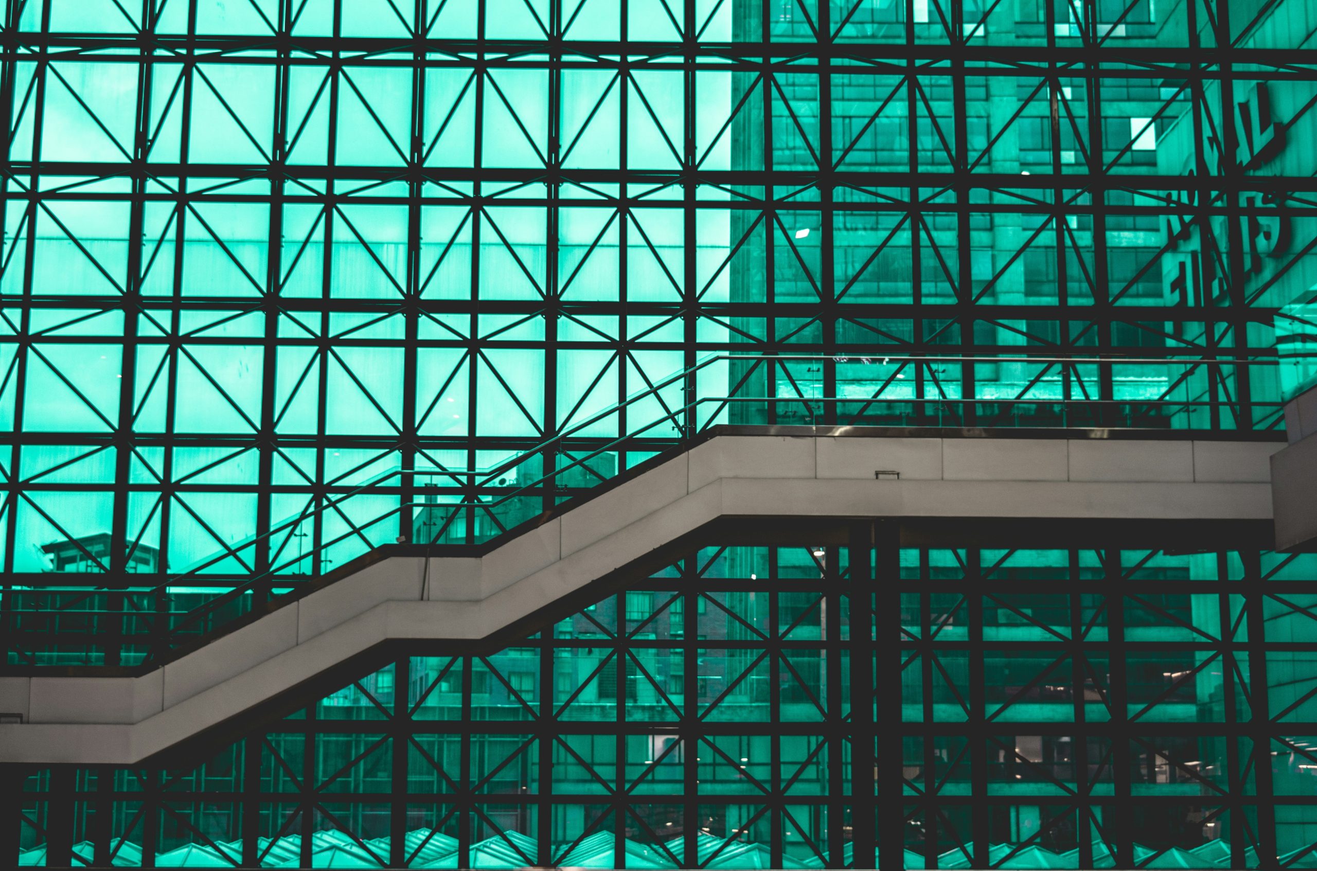 An infographic showing statistics on downtime costs across industries.