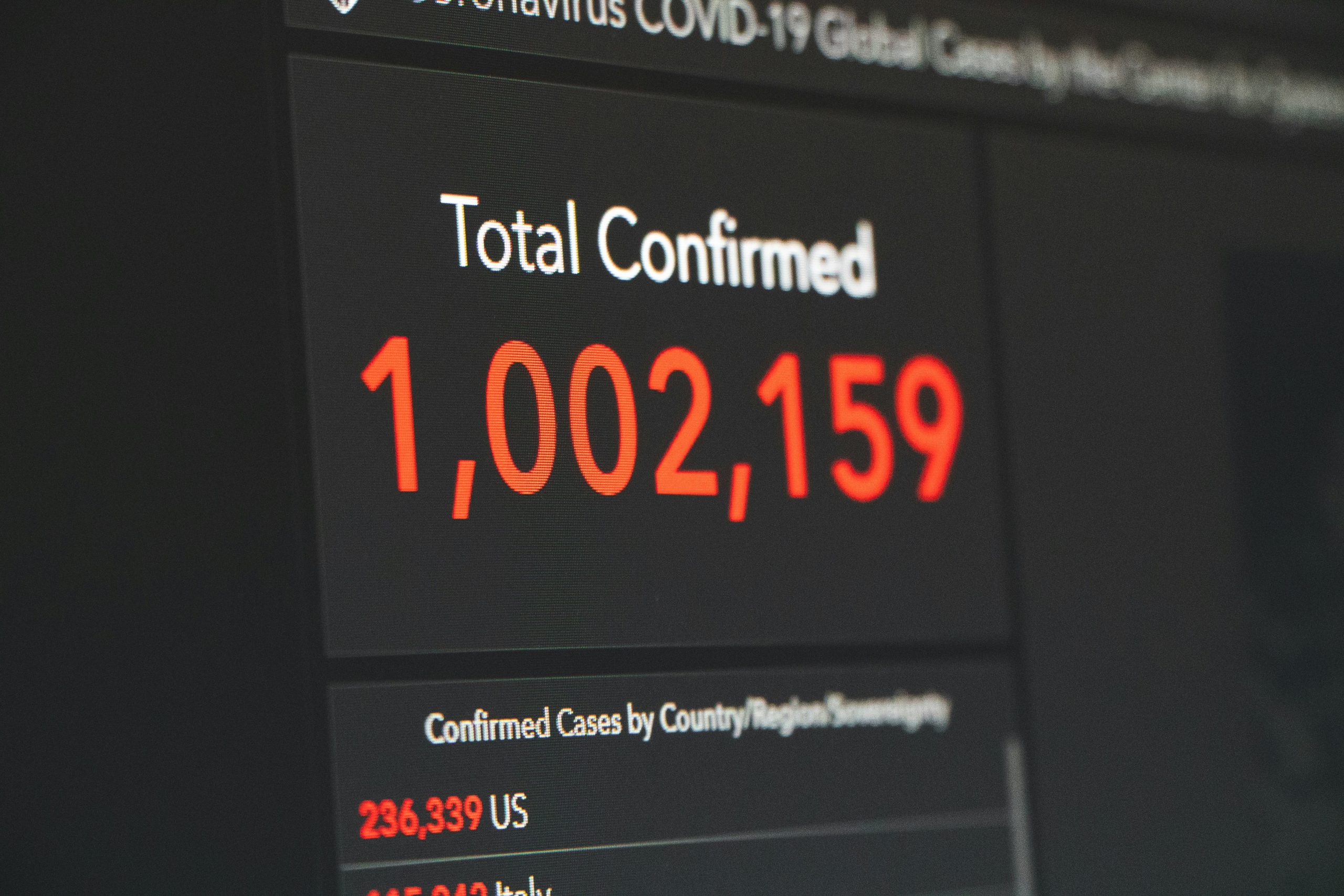 Screenshot highlighting Microsoft's achievement of ISO 27001 compliance